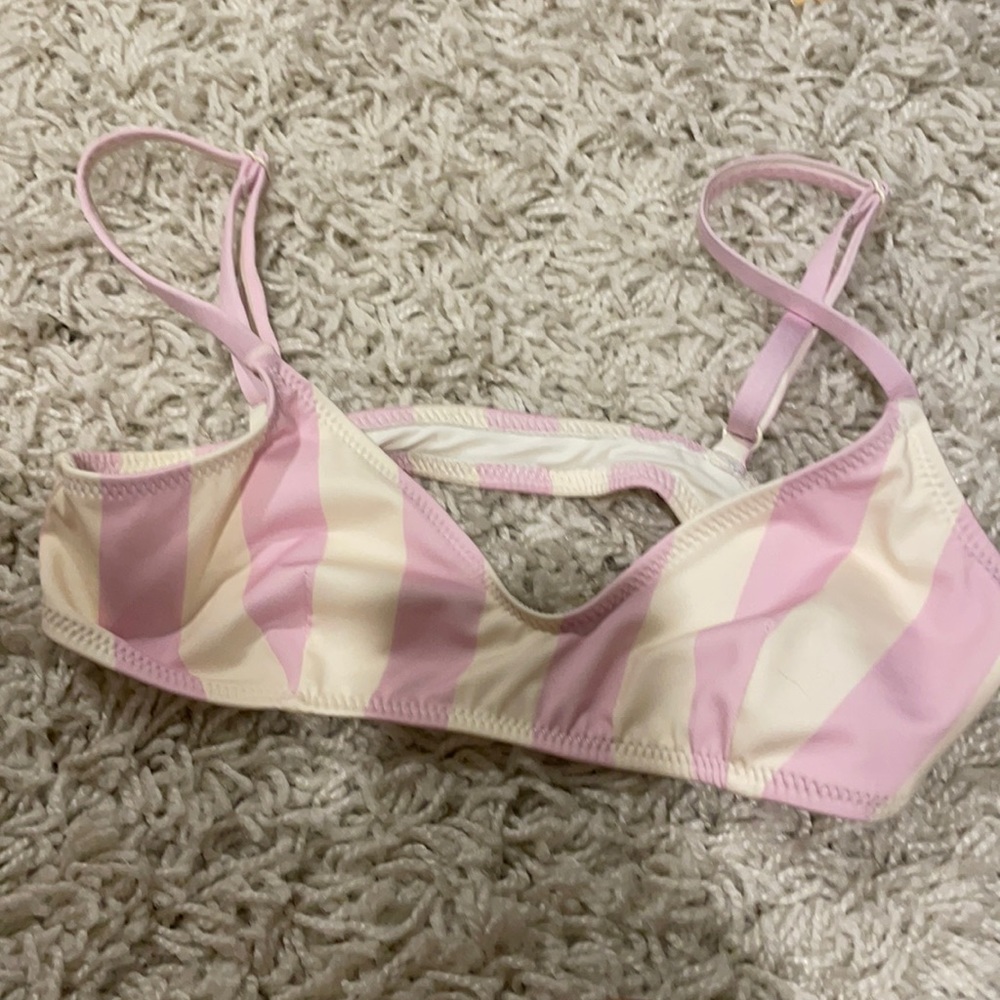 Bathing suit top
